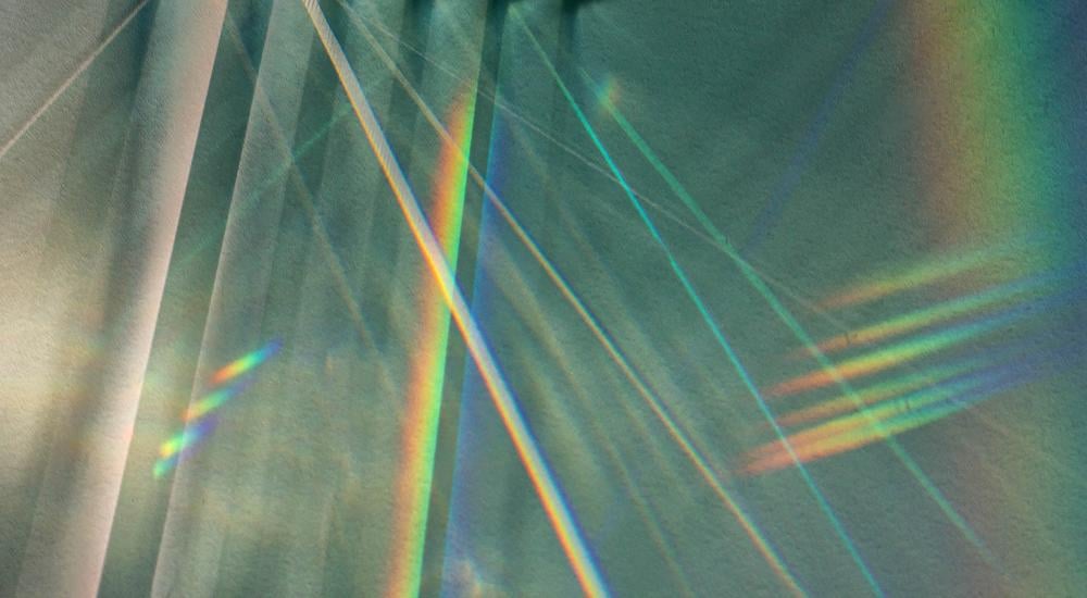 light refracting in multiple colors