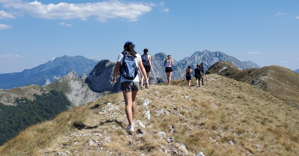 Northwestern study abroad students hike through the mountains in Jabuka