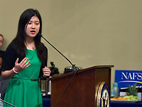 Qianlei Li in class