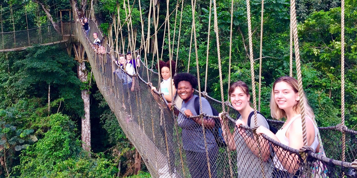 Agnes Scott College students in the rainforest
