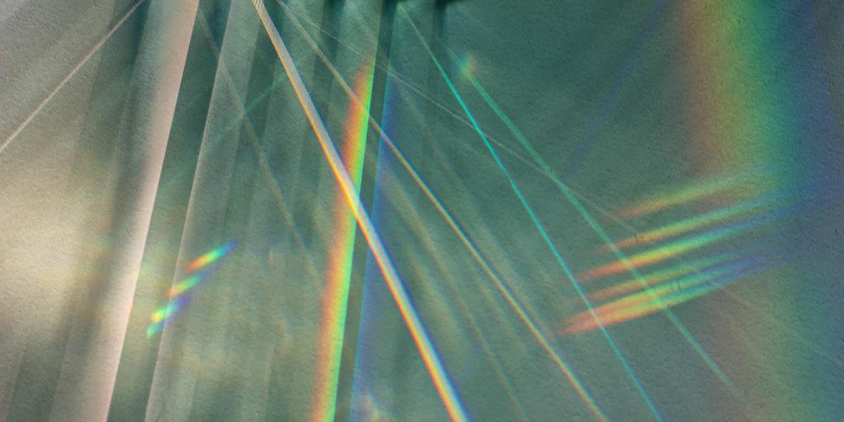 light refracting in multiple colors