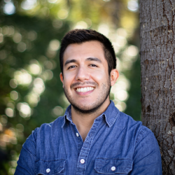 Headshot of Alexandro