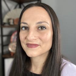 Dr Lily Lopez McGee Headshot
