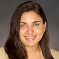Talia Popovski Headshot