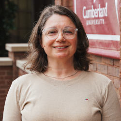 Gyorgyi Mihalyi headshot