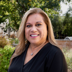 Norma Vallejo Headshot