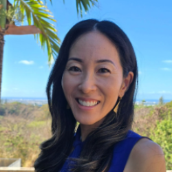 Rayna Tagalicod Headshot