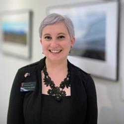 Kathleen Cade-Gerzon headshot