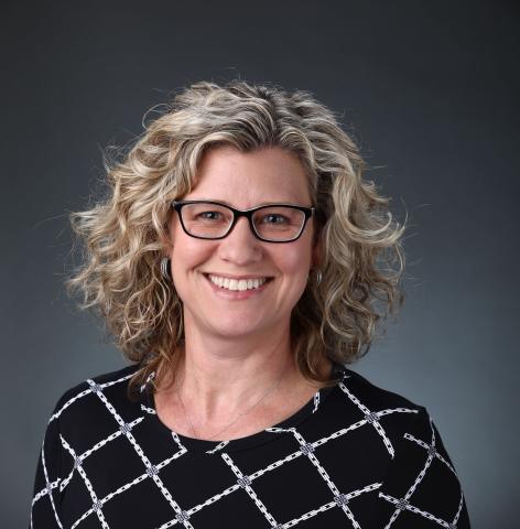 headshot of Jennifer Engel