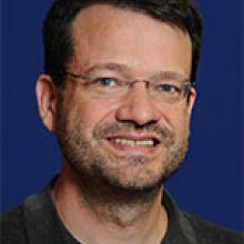 chris_glass_150x200 chris_glass_150x200